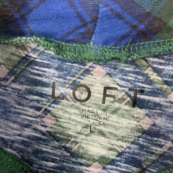 Loft NWT mock neck lightweight top large - Picture 4 of 6